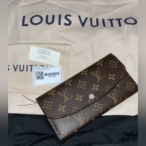 Authentic Louis Vuitton Emilie Wallet